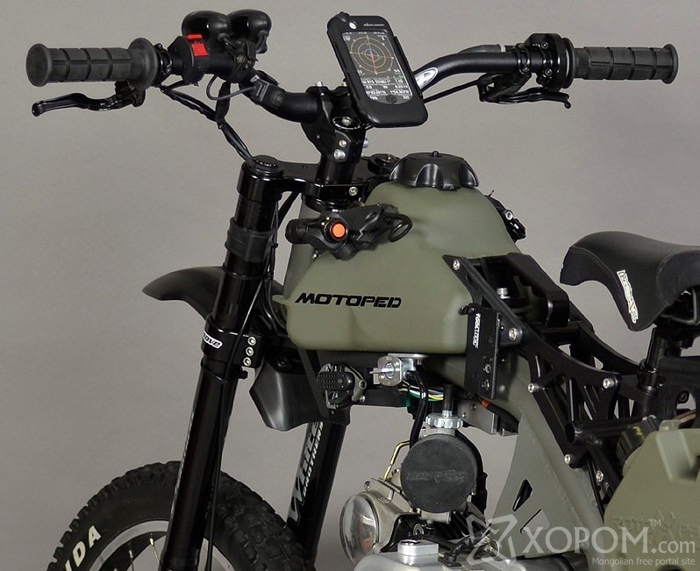 Зомбинуудын дайралтаас ч мултрахад туслах Motoped Survival Bike: Black Ops Edition мотоцикл 1