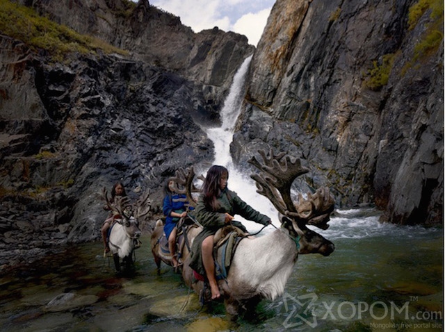 Үндэсний газарзүйн нийгэмлэгийн хайгуулчийн дуранд буусан Монгол цаатнуудын ахуй 24