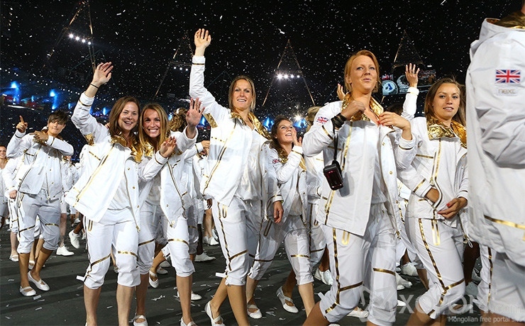 Олимпийн түүхэнд тэмдэглэгдэн үлдсэн хамгийн этгээд ёслолын хувцаснууд 9