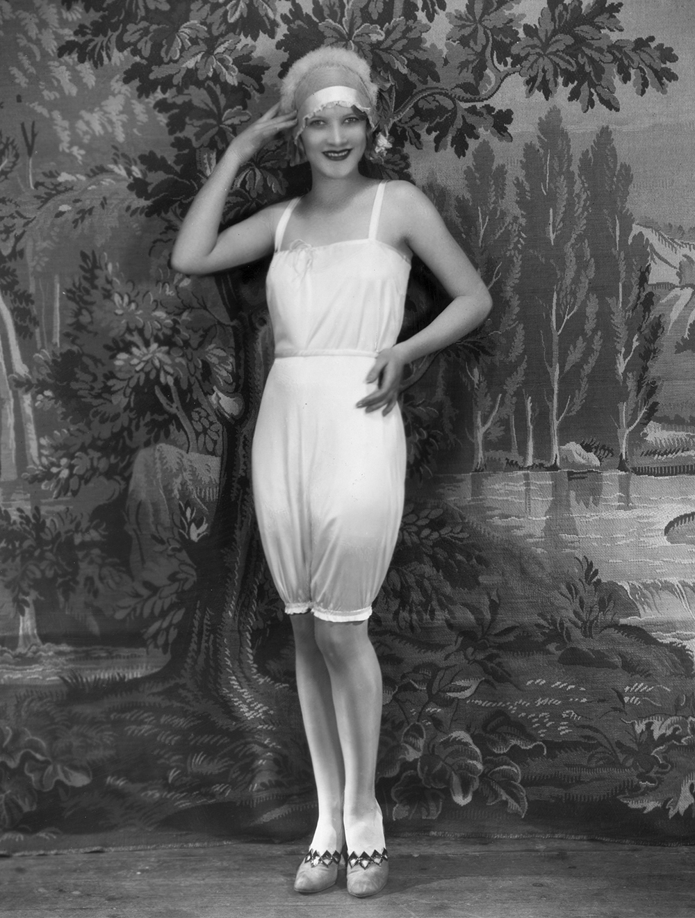 A woman wearing 1920s fashion underwear. (Photo by Sasha/Getty Images)