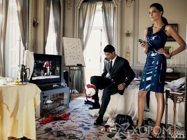 Cristiano Ronaldo найз бүсгүй Irina Shayk-ийн хамт Vogue Espana-д зориулан нүцгэлжээ 7