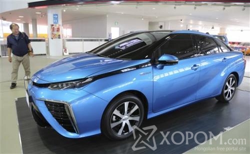 Toyota компани hybrid-ын амжилтынхаа дараагаар түлшний батерейн дээр аз туршиж байна 1