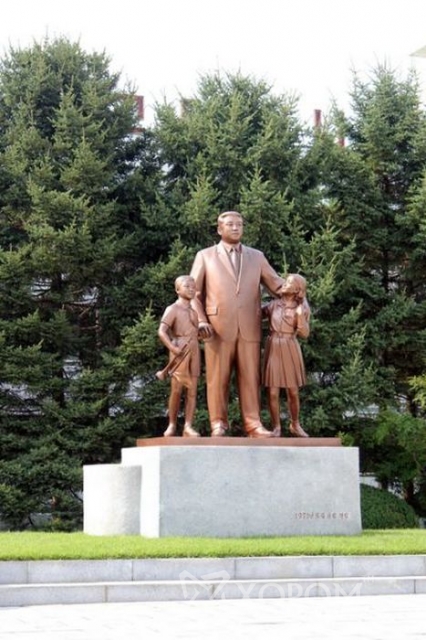 Хойд Солонгос улсын Хүүхдийн зуслан (49 Фото) 34