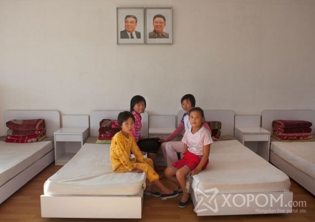 Хойд Солонгос улсын Хүүхдийн зуслан (49 Фото) 41