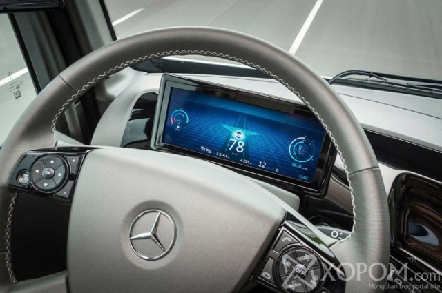 Ачааны машины ирээдүйг харуулсан Mercedes-Benz-ийн концепци загвар 9