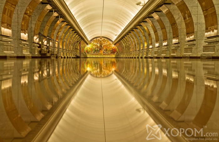 Дэлхийн хамгийн гоёмсог метроны буудлууд 12
