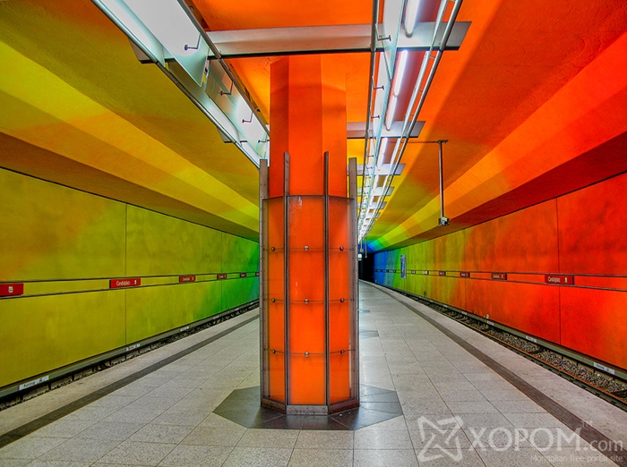 Дэлхийн хамгийн гоёмсог метроны буудлууд 20