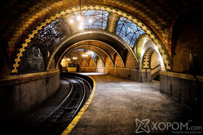 Дэлхийн хамгийн гоёмсог метроны буудлууд 21