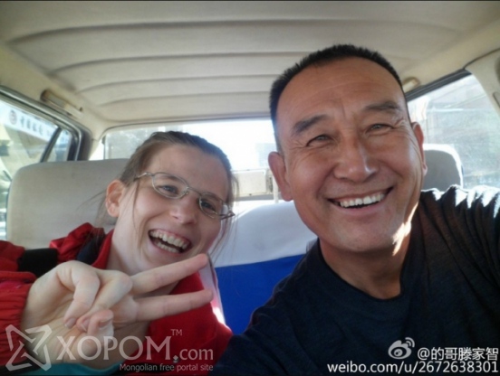 Зорчигчидтойгоо селфи хийдэг Хятадын таксины жолооч 9