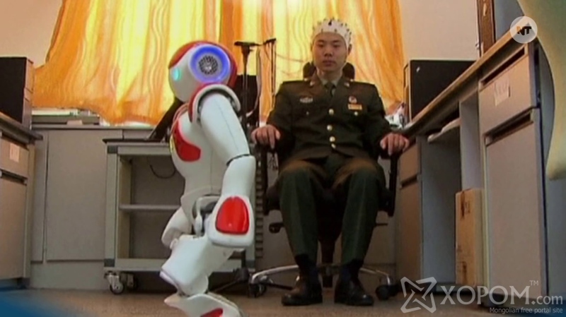 Хятадын цэргийн хүчин оюун санаагаар удирддаг робот зохион бүтээжээ 3