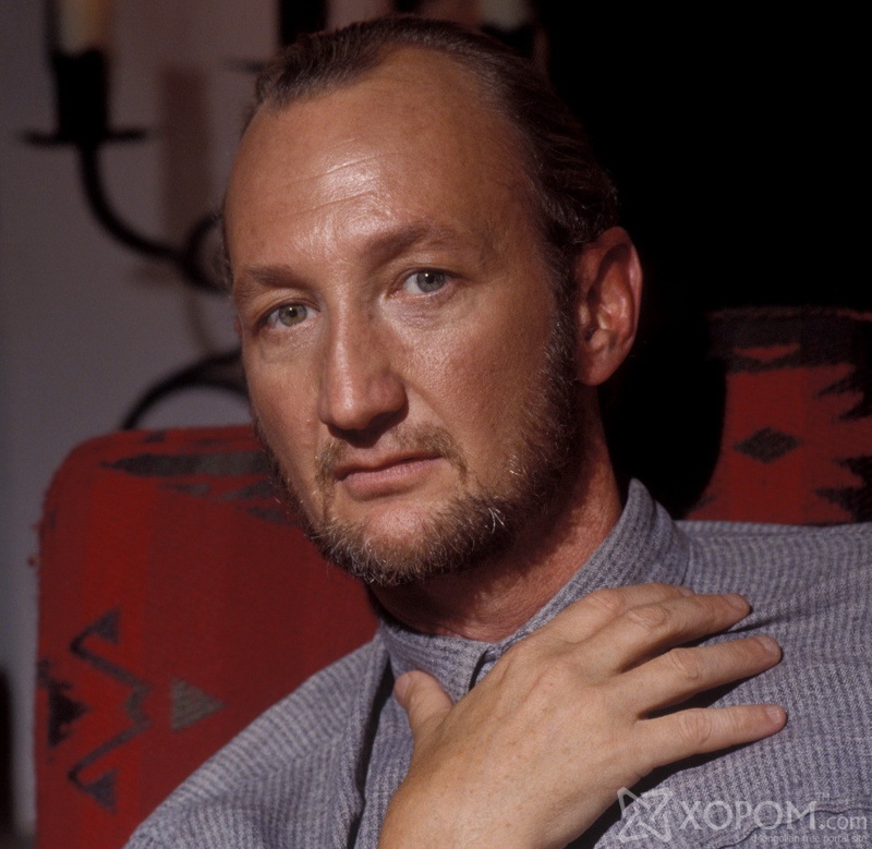 LOS ANGELES - 1991: Actor Robert Englund poses for a portrait in 1991 in Los Angeles, California. (Photo by Michael Ochs Archives/Getty Images)