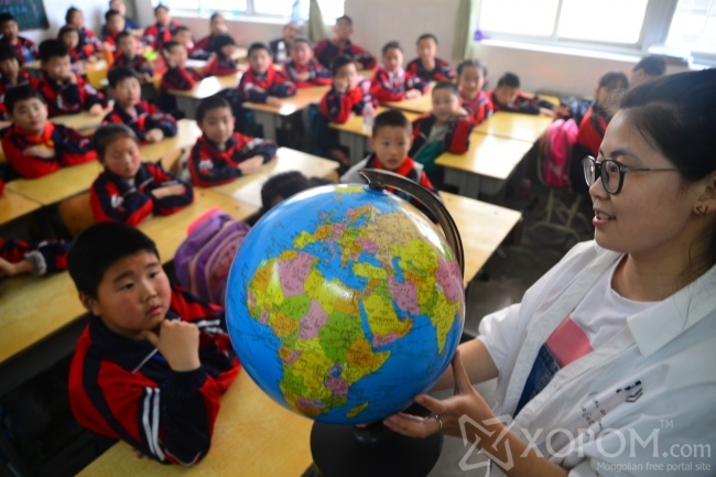 Хятадын дунд сургуульд юу заадаг вэ? 2